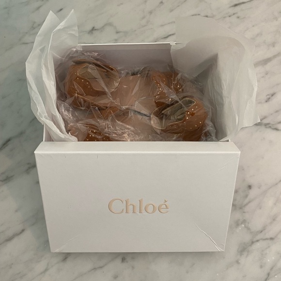 Chloe NIB Girls EU 33 Suede Studded Sandals - Picture 8 of 9